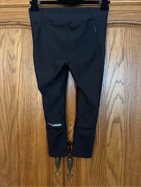 Under Armour Pants - Under Armour Women’s Black Athletic Joggers with Zipper Pocket